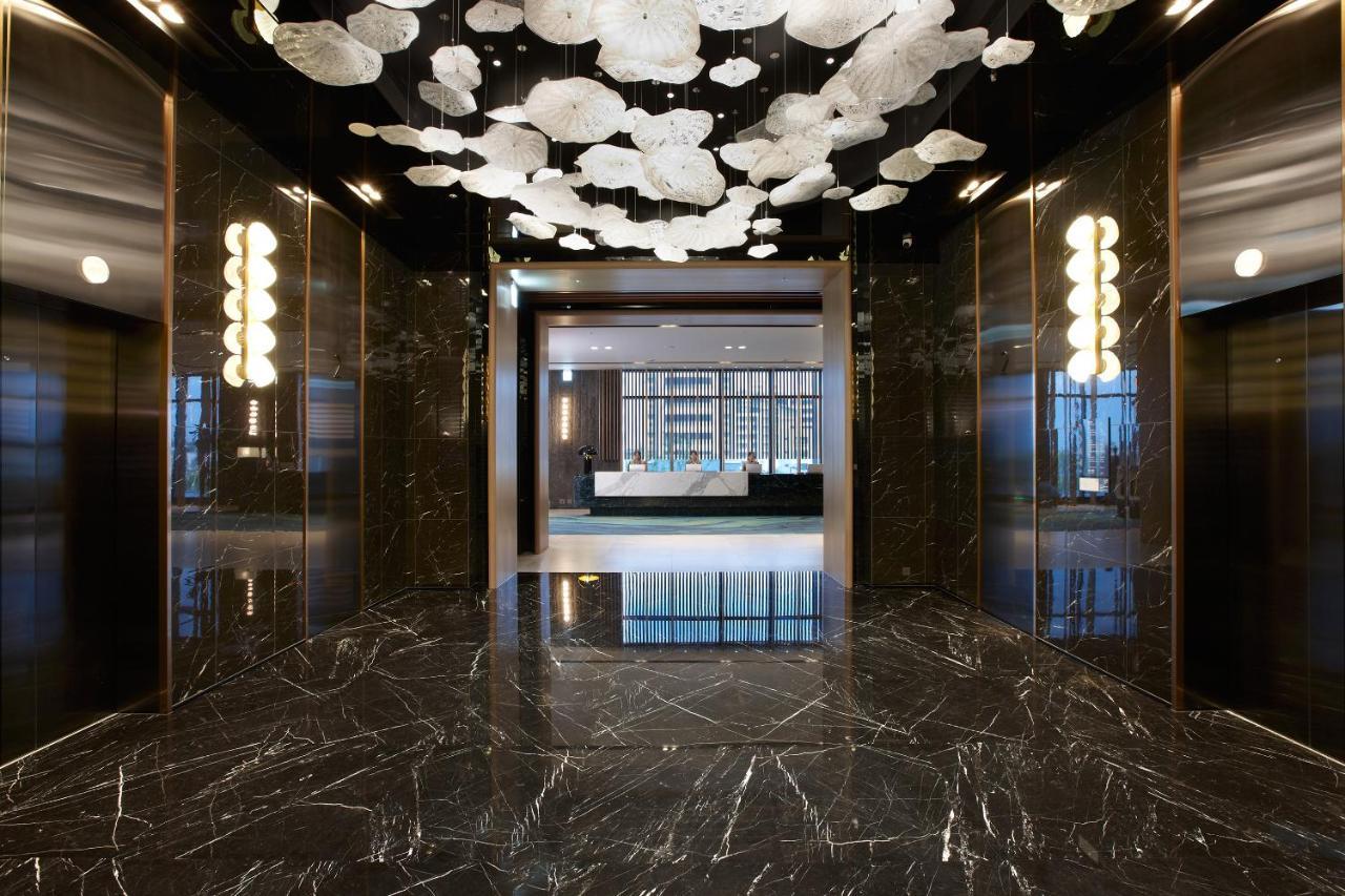 Cozzi Blu Hotell Zhongli Exteriör bild Lobby