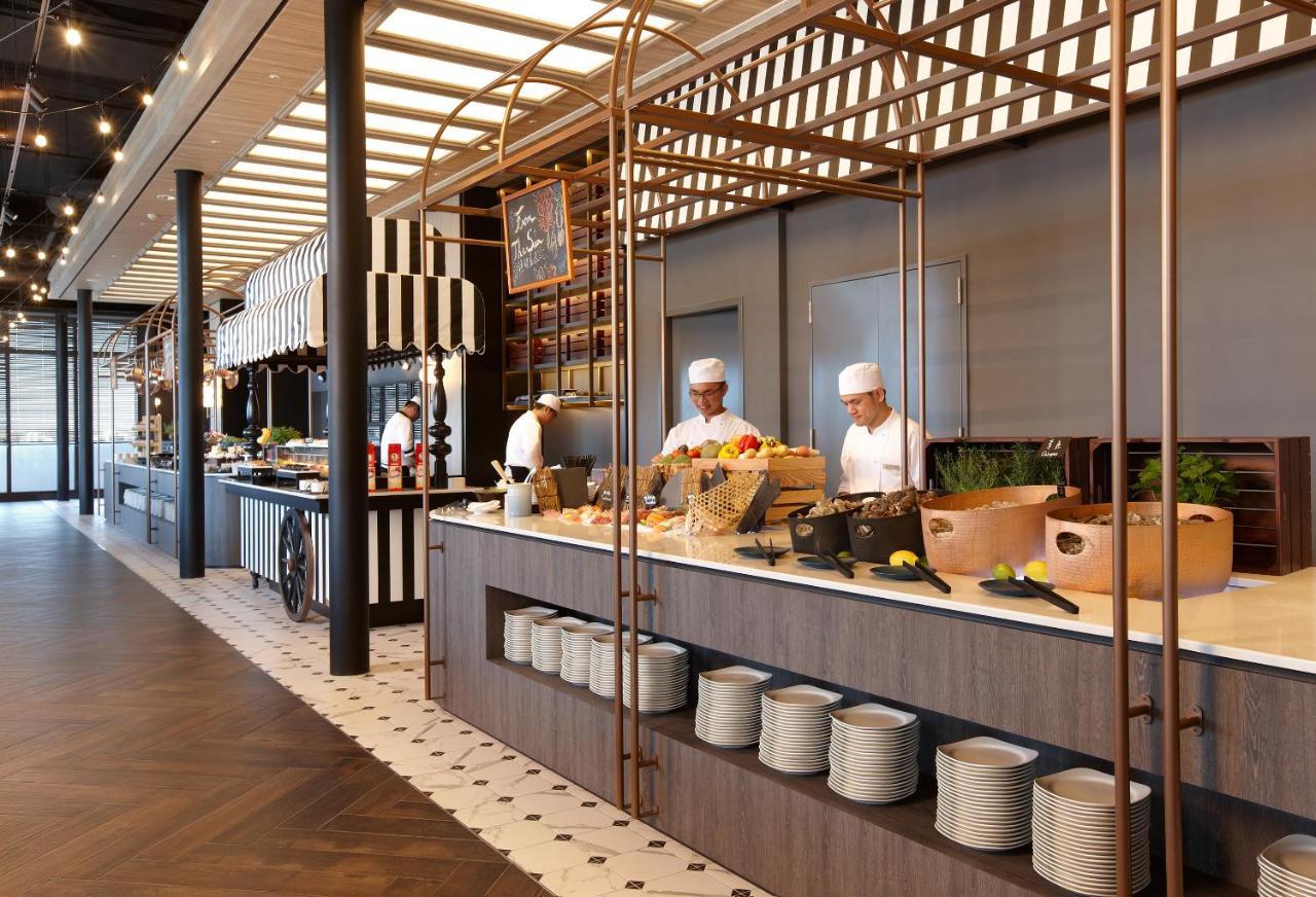 Cozzi Blu Hotell Zhongli Exteriör bild The kitchen of the restaurant
